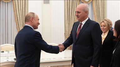 Rusya Devlet Başkanı Putin, TBMM Başkanı Kurtulmuş ile görüştü