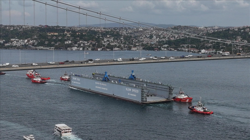 Istanbul Strait traffic suspended due to cargo vessel breakdown