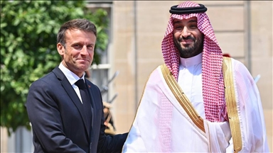 Saudi crown prince, French president discuss Mideast developments