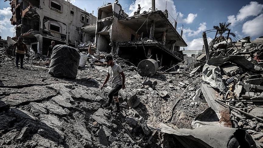 وسط الإبادة شمالا.. إسرائيل تقتل فلسطينيا بغزة وتدمر مسجدا جنوبا