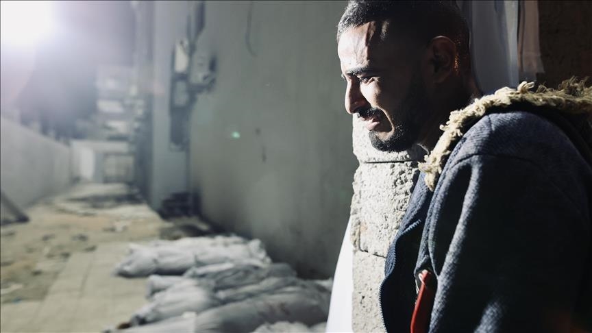 Au 10ème jour de l'extermination israélienne au nord de Gaza, des cadavres éparpillés et une famine qui perdure