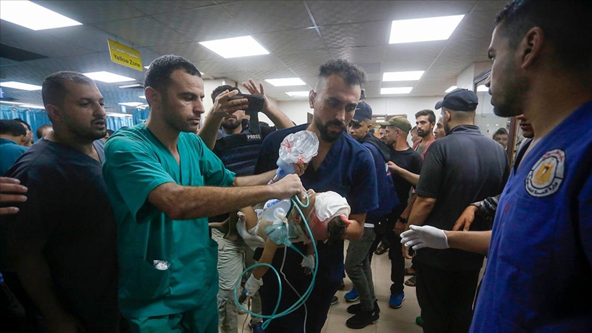 İsrail, Gazze'de çocuk felci aşısı yapılması planlanan BM okulunu vurdu