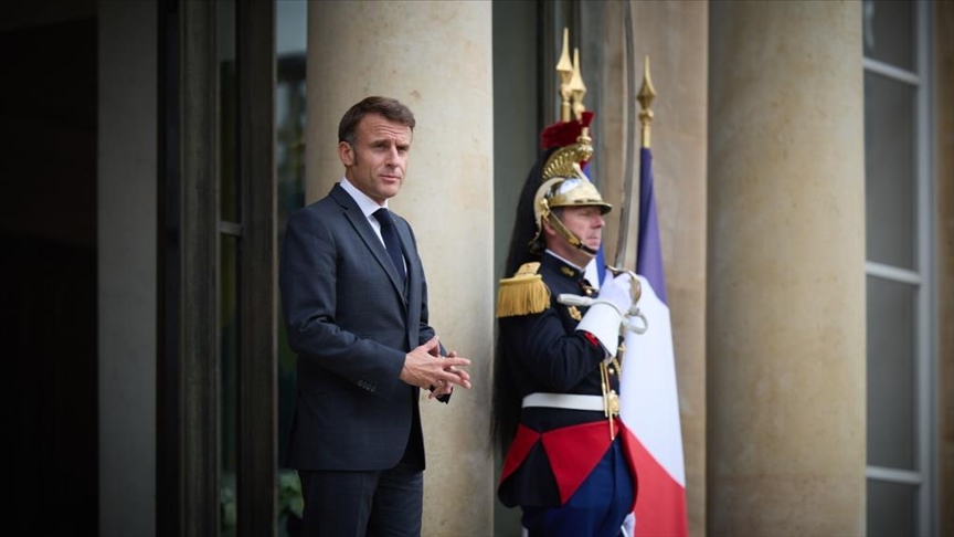 Philippe et Mathilde de Belgique rencontrent Emmanuel et Brigitte Macron à l’Élysée