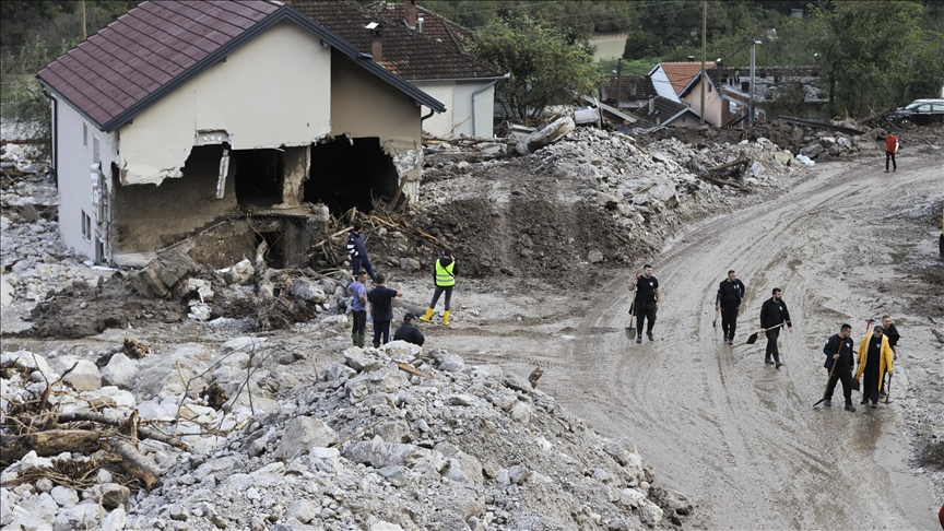 FUCZ: Spasilački timova nastavljaju tragati za stradalim osobama u Donjoj Jablanici