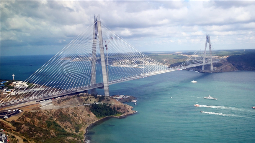 Railway project on 3rd Bosphorus Bridge in Istanbul attracts lenders: Turkish transport minister