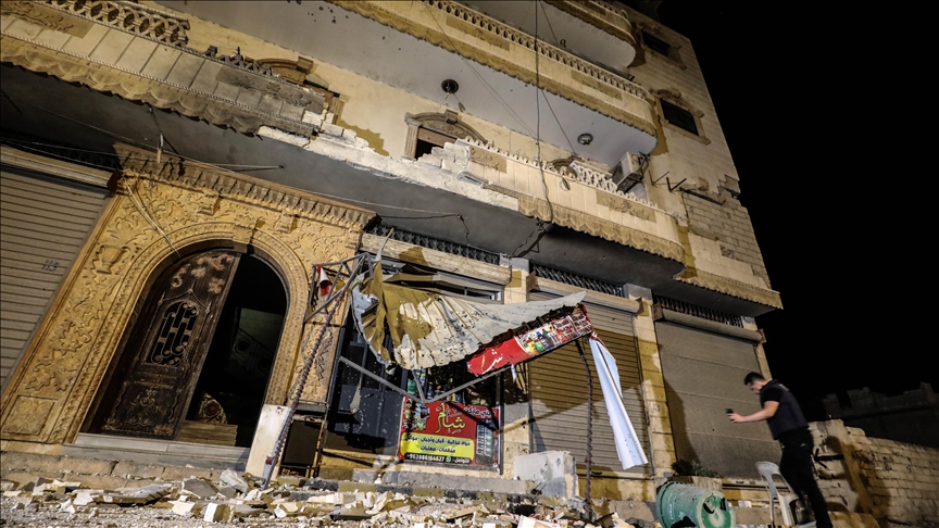 بعد انقطاع لـ3 شهور.. الطيران الروسي يقصف 27 نقطة بإدلب السورية