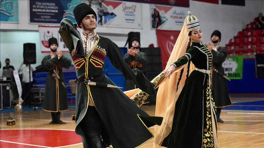 Kafkas kültürü dans ve şarkılarla tanıtılacak