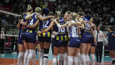 Voleybolda Fenerbahçe Medicana, 2024 Kadınlar AXA Sigorta Şampiyonlar Kupası'nın sahibi oldu