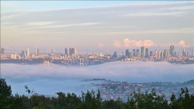 İstanbul'un bazı ilçelerinde sis etkili oldu