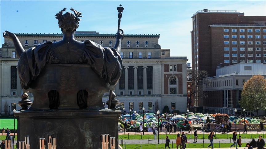 Columbia University bars pro-Israel professor