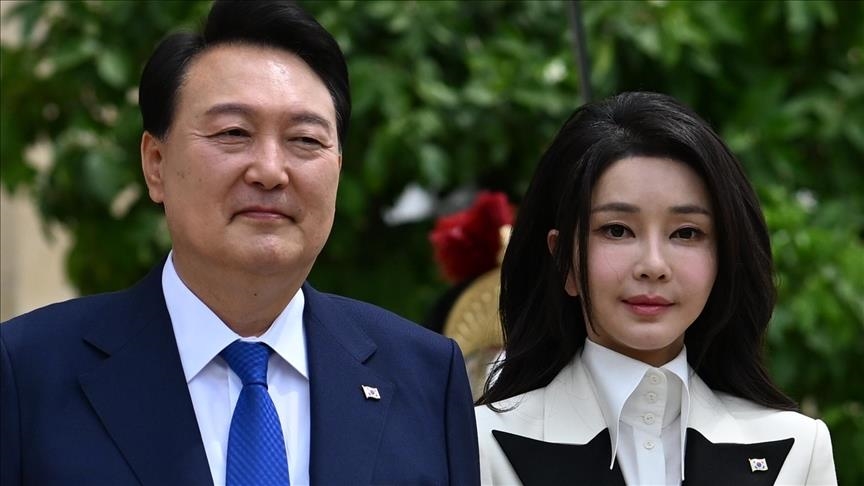 Ruling party demands first lady of South Korea to step back from public activities