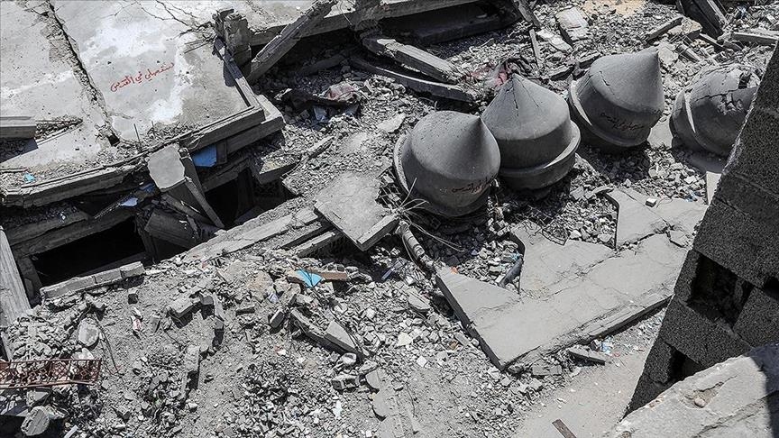 Israeli airstrikes destroy 2 mosques in southern Gaza