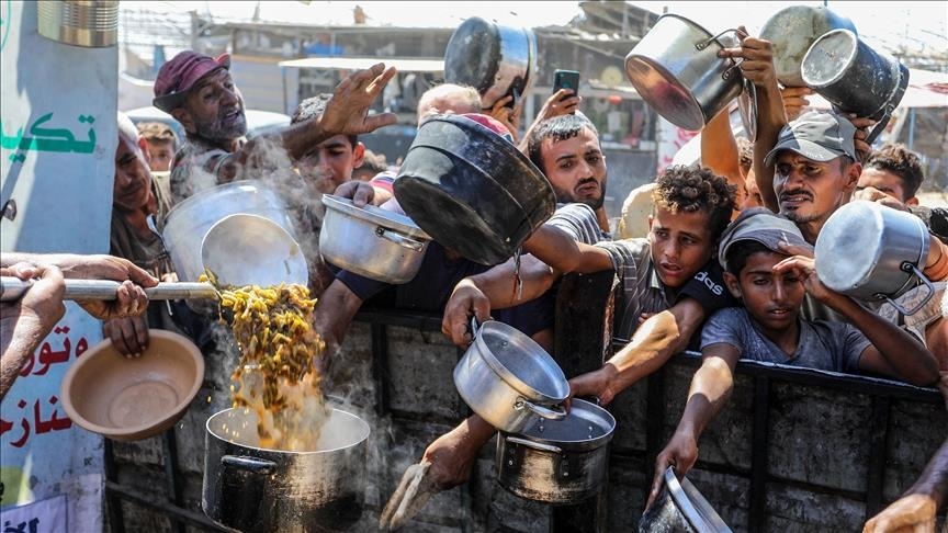 لا مساعدات.. التجويع يفتك بشمال غزة وإسرائيل تمارس التضليل (إضاءة)