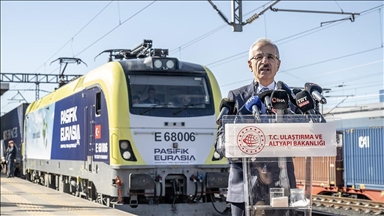 Bakan Uraloğlu: İhracat treni toplam 1549 kilometre yol kat edecek