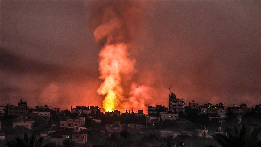 33 Palestinians killed in Israeli airstrikes on several homes near Jabalia, northern Gaza 33 Palestinians killed in Israeli airstrikes on several homes near Jabalia, northern Gaza