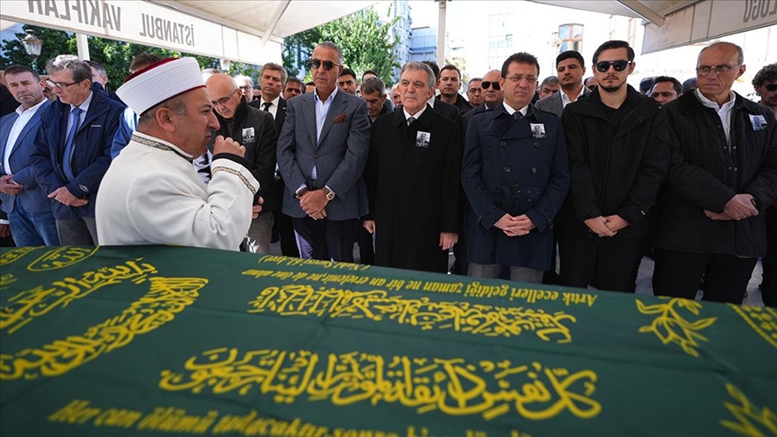 Siyaset bilimci ve yazar Prof. Dr. Fuat Keyman son yolculuğuna uğurlandı