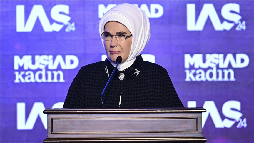 Emine Erdoğan, Uluslararası Farkındalık Zirvesi'nde "kadın" vurgusu yaptı