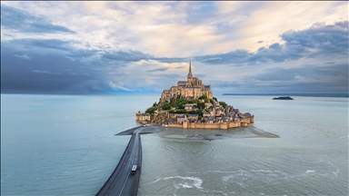 Dvorac Mont Saint Michel jedno od najljepših mjesta u Francuskoj