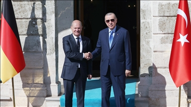 Turkish President Erdogan receives German Chancellor Scholz 