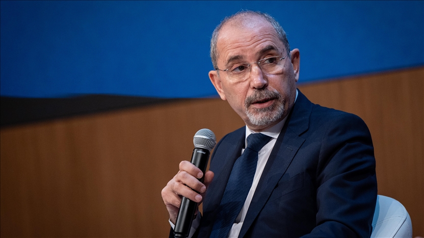 Jordan’s foreign minister visits Syrian amid regional tensions