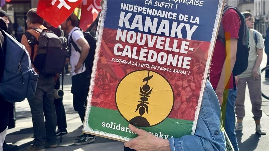 فرنسا تمدد حظر التجول في كاليدونيا الجديدة حتى 4 نوفمبر