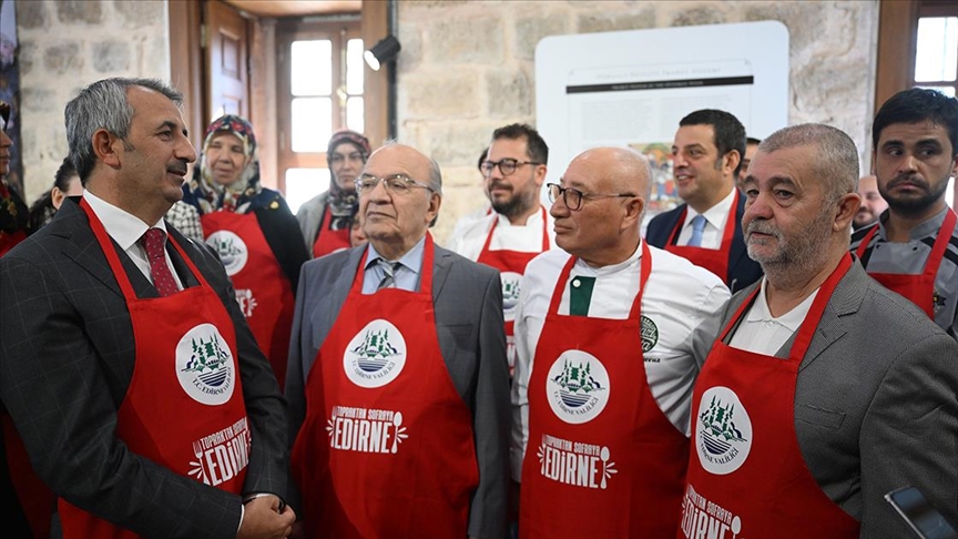 Edirne'de köy köy gezilerek gün yüzüne çıkarılan yemekler lokantalarda "Edirne menüsü" adı altında sunulacak