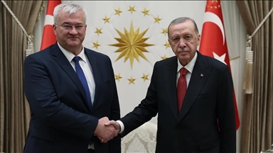 Türkiye : Erdogan accorde une audience au ministre ukrainien des Affaires étrangères à Ankara