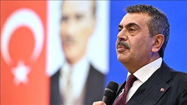 Bakan Tekin: Öğrencilerimiz yapay zeka ile geliştirilmiş modelimizi YKS sınavlarına yönelik yoğun şekilde kullanacak