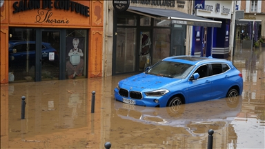 Nevrijeme u Italiji i Francuskoj: Bujice nosile automobile, ceste, ne radi željeznički saobraćaj, škole