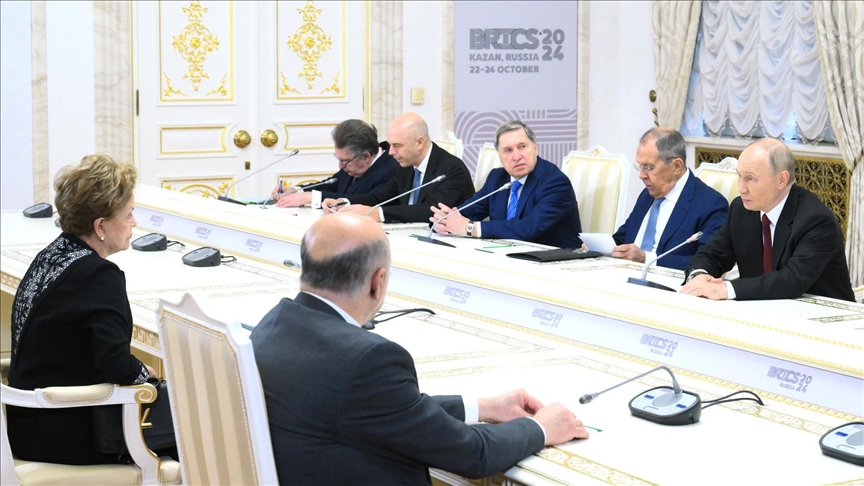 Путин: рост расчетов в нацвалютах позволяет повысить финансовую независимость стран БРИКС