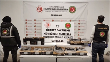 Gümrük muhafaza ekiplerinden uyuşturucu tacirlerine üç ayrı operasyon