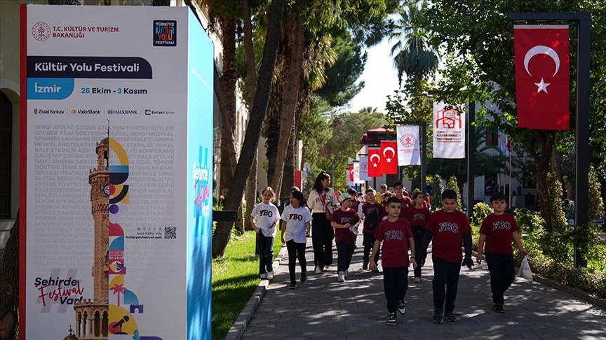 İzmir Kültür Yolu Festivali'nde yüzlerce kültür sanat etkinliği düzenlenecek