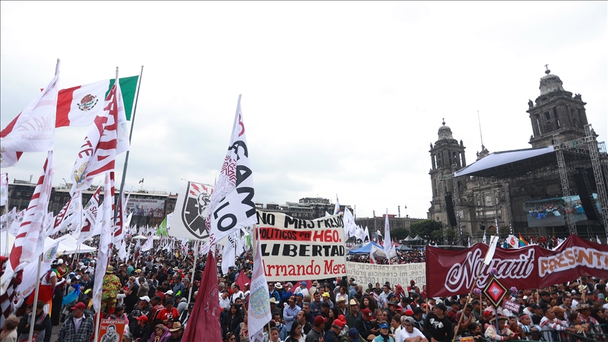 Mexico's economic activity annually rises 1% in August