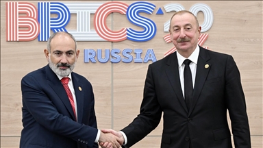 Azerbaijani president, Armenian premier meet on sidelines of BRICS summit