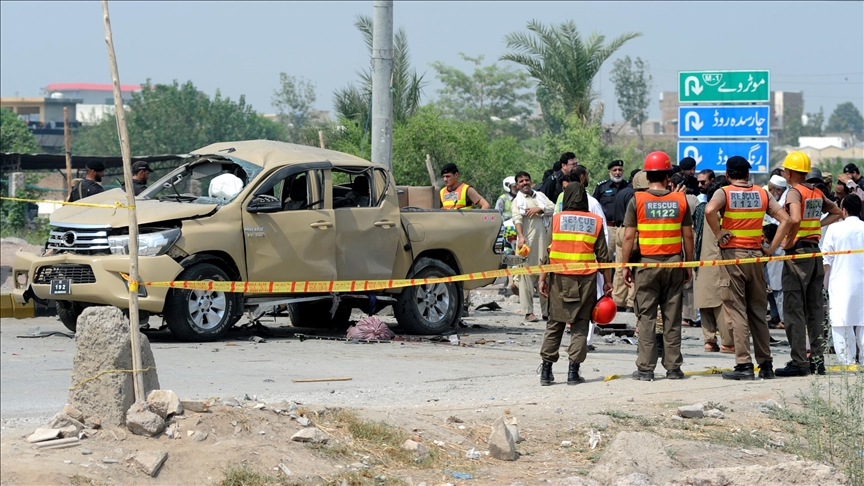 Gunmen attack prisoner vans near Pakistani capital, escaped detainees re-arrested