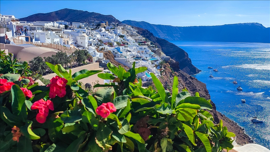 Santorini: Jedinstveni vulkanski otok u Grčkoj