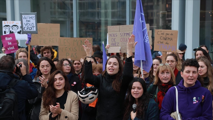 France : Le procès de Gérard Depardieu renvoyé à mars 2025