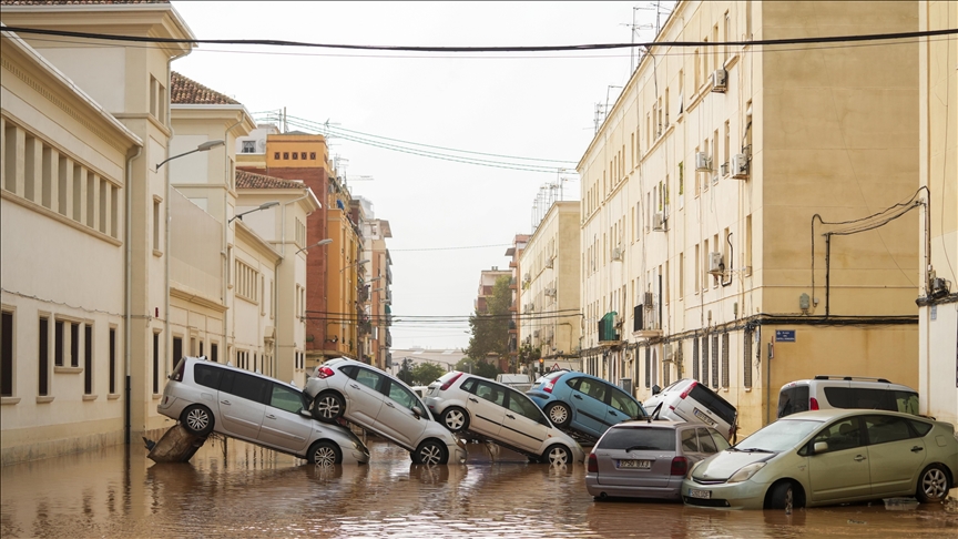 UPDATE - Najmanje 72 osobe poginule u katastrofalnim poplavama u Španiji