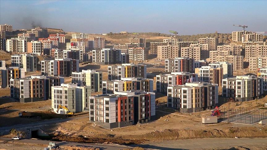 Hatay Dikmece'deki deprem konutlarından 3 bin 830’unun inşaatı tamamlandı