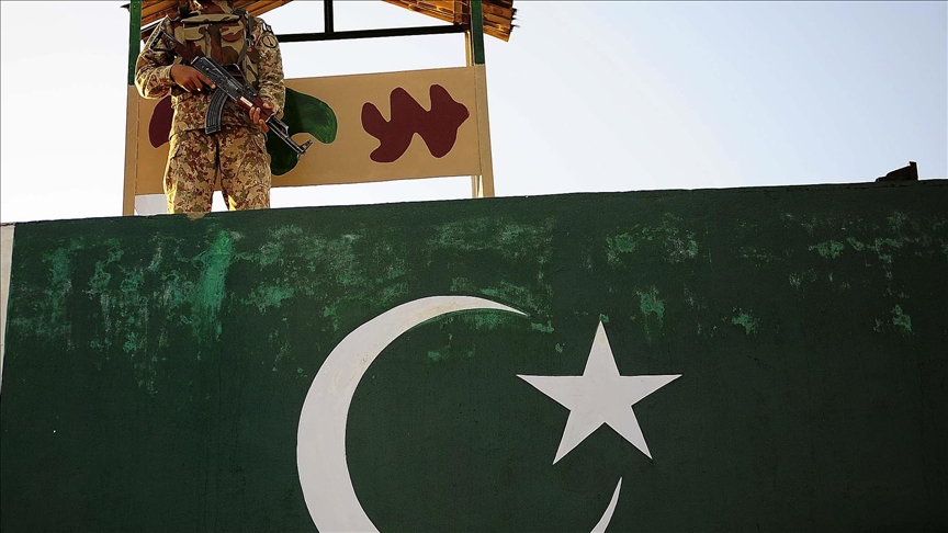 Major-rank officer among 3 Pakistani soldiers killed in clash with militants