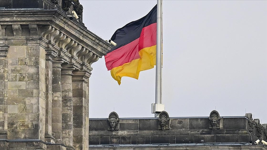 Almanya, İran'ın Frankfurt, Münih ve Hamburg Başkonsolosluklarını kapatma kararı aldı