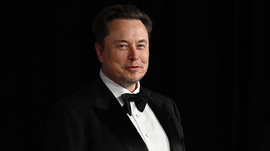 Musk'tan düzenlediği çekiliş nedeniyle hakkında açılan davanın federal mahkemeye taşınması talebi