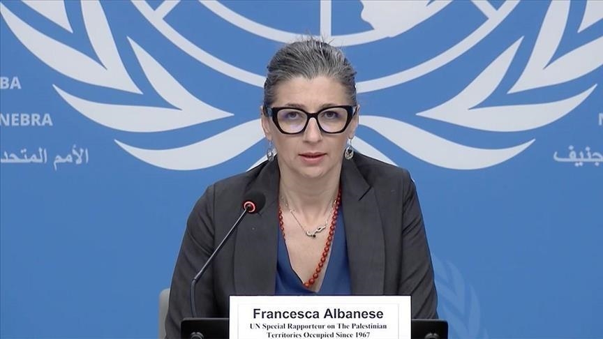 Israël exige la démission de Francesca Albanese qui l’accuse de génocide