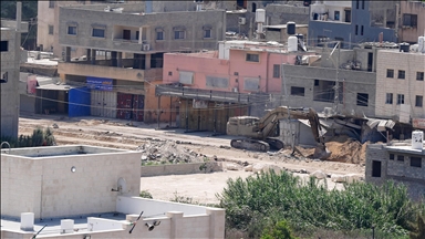 Israeli army demolishes UNRWA office in Nur Shams camp in West Bank