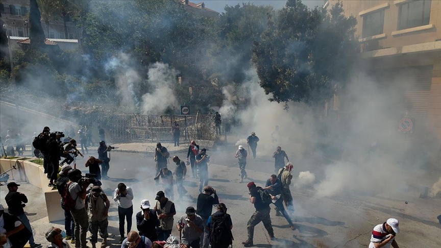 Lübnan'da yıllardır devam eden krizler, İsrail'in saldırıları sonrası daha da derinleşiyor