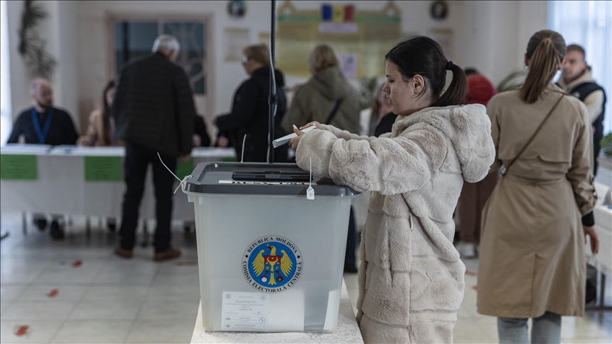 Voting ends in Moldova’s presidential runoff with turnout of over 54%