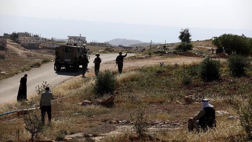 Illegal Israeli settlers attack West Bank village, torch olive fields