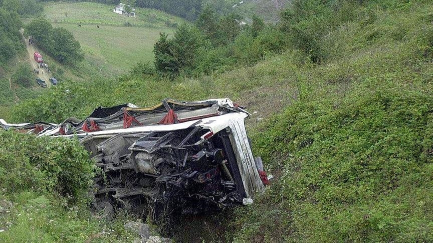 Indi, aksidentohet autobusi, vdesin 36 persona