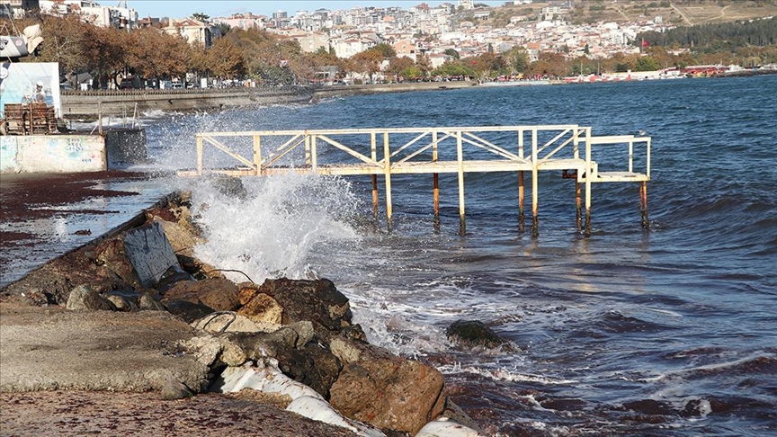 Tekirdağ'da deniz ulaşımına poyraz engeli