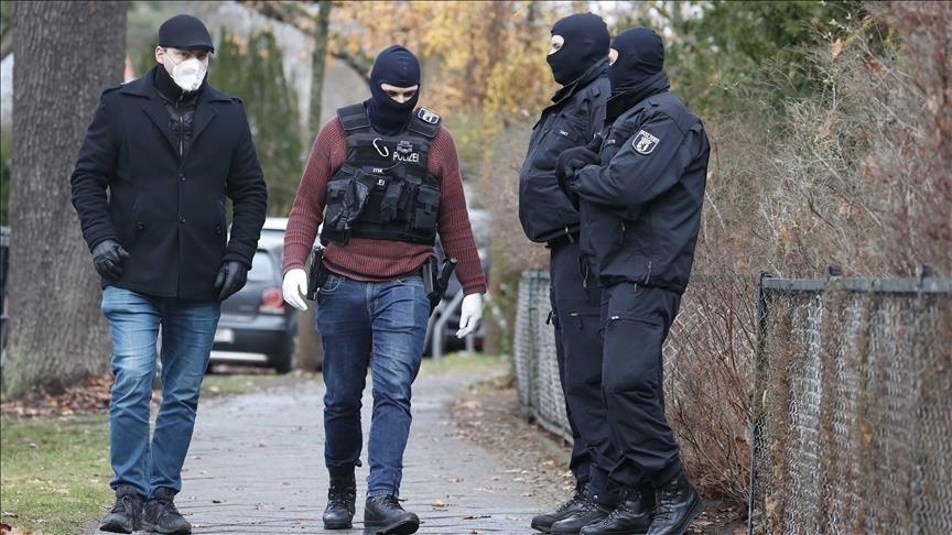 Les autorités allemandes procèdent à l'arrestation de huit néonazis soupçonnés de complot terroriste